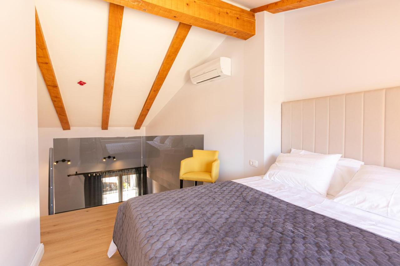 Jupiter Center Apartments بولا المظهر الخارجي الصورة